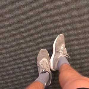 Meet your Posher, Collin